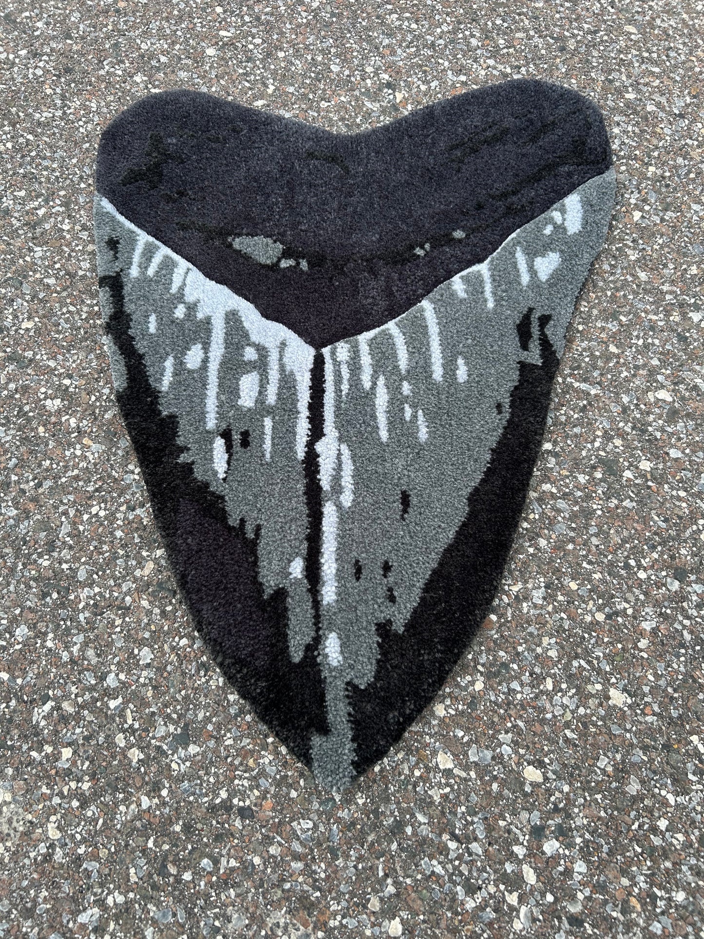 Meg Shark Tooth Rug